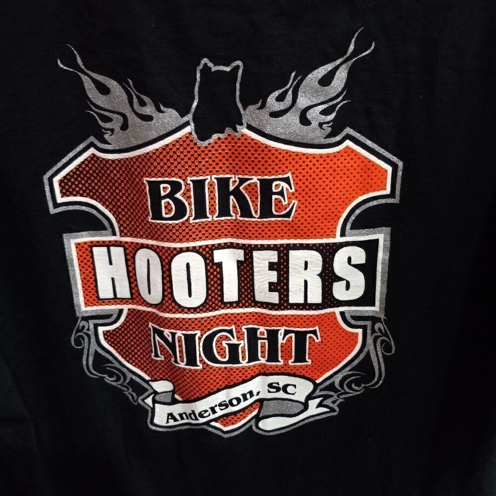 Vintage Men’s 2003 BIKE HOOTERS 20th Anniversary Shirt - Picture 6 of 7